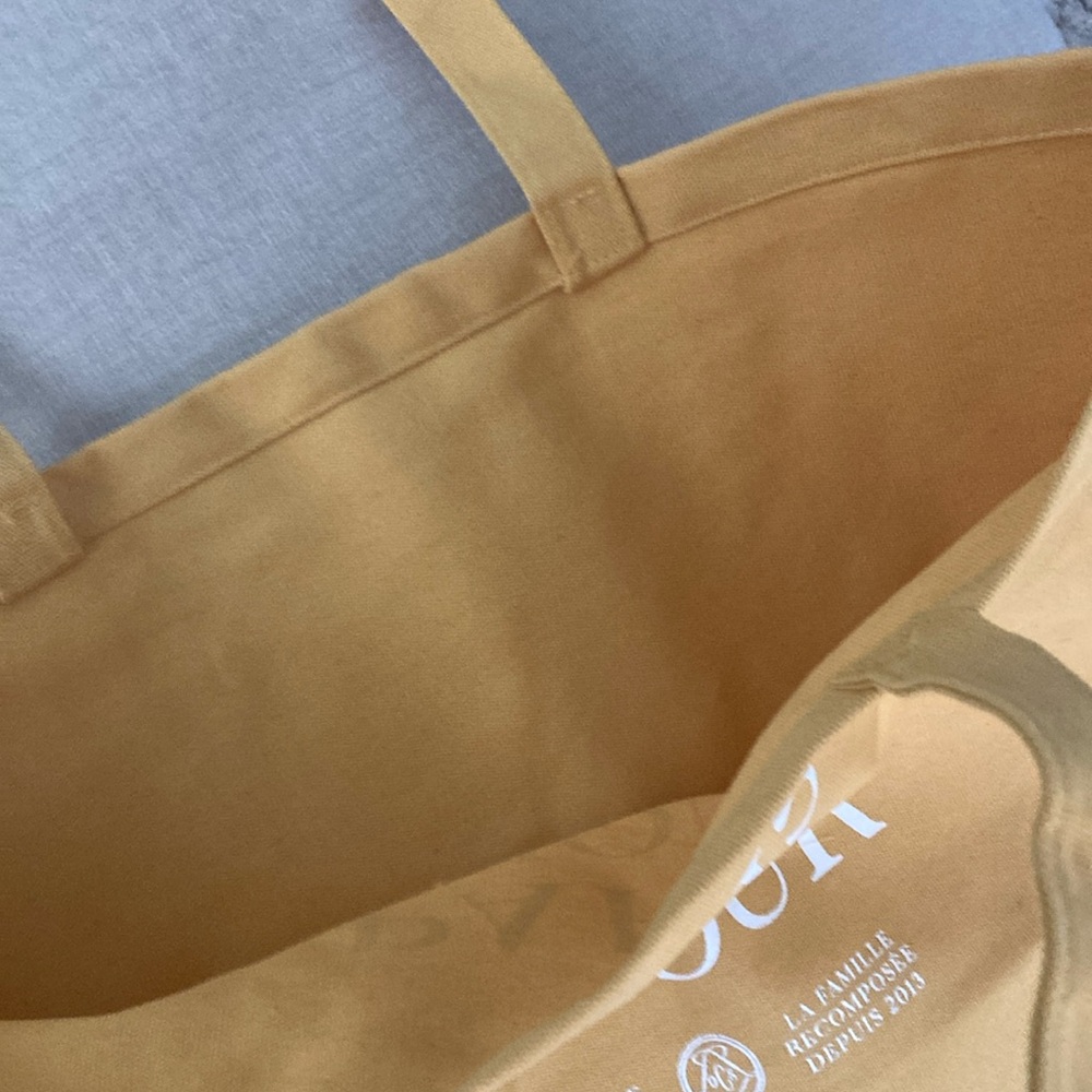 New Sezane Tote Bag - Picture 2 of 3